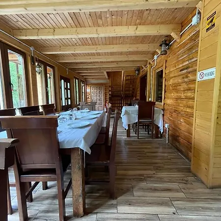 Grande Hostel Valbona Pensión *